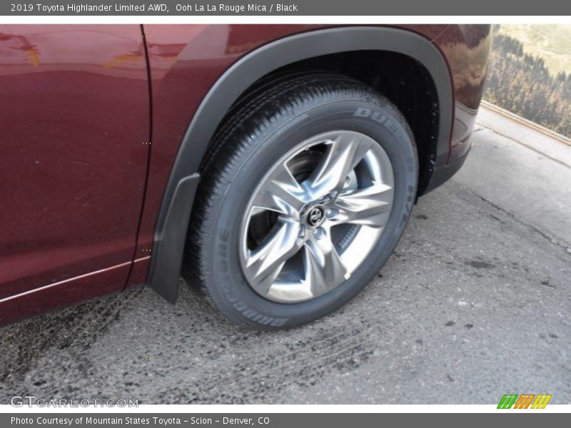 Ooh La La Rouge Mica / Black 2019 Toyota Highlander Limited AWD