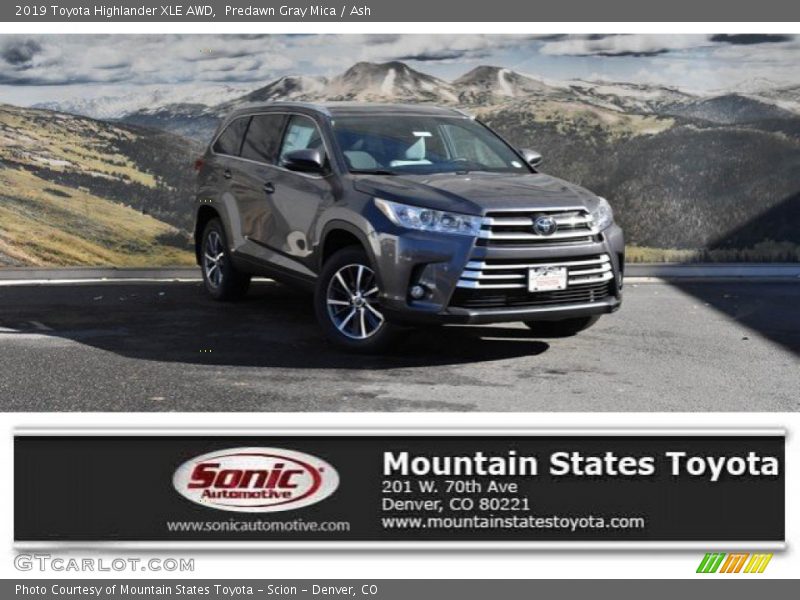 Predawn Gray Mica / Ash 2019 Toyota Highlander XLE AWD
