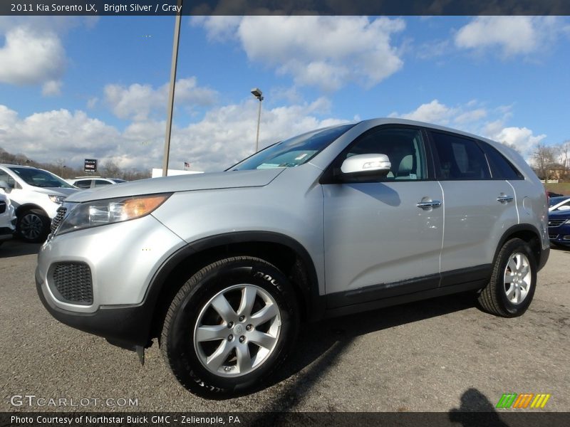 Bright Silver / Gray 2011 Kia Sorento LX
