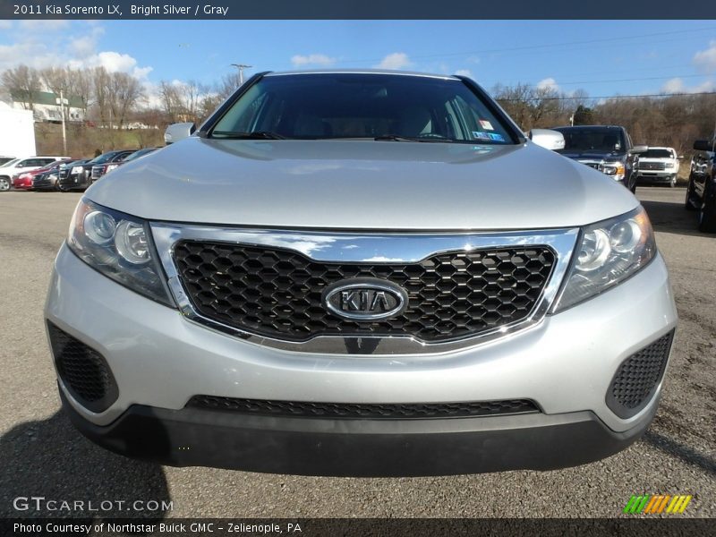 Bright Silver / Gray 2011 Kia Sorento LX