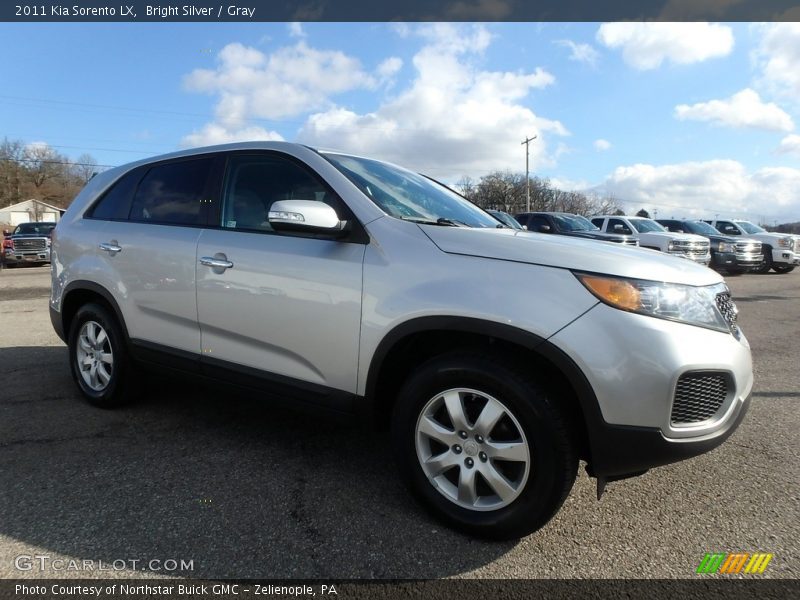 Bright Silver / Gray 2011 Kia Sorento LX