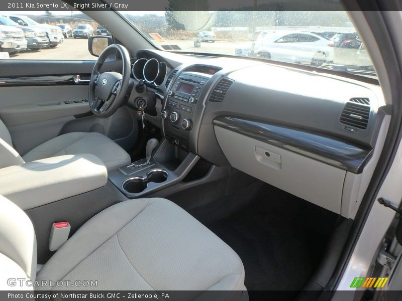 Bright Silver / Gray 2011 Kia Sorento LX
