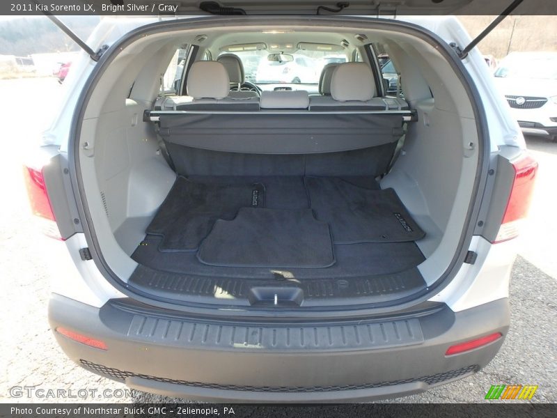 Bright Silver / Gray 2011 Kia Sorento LX