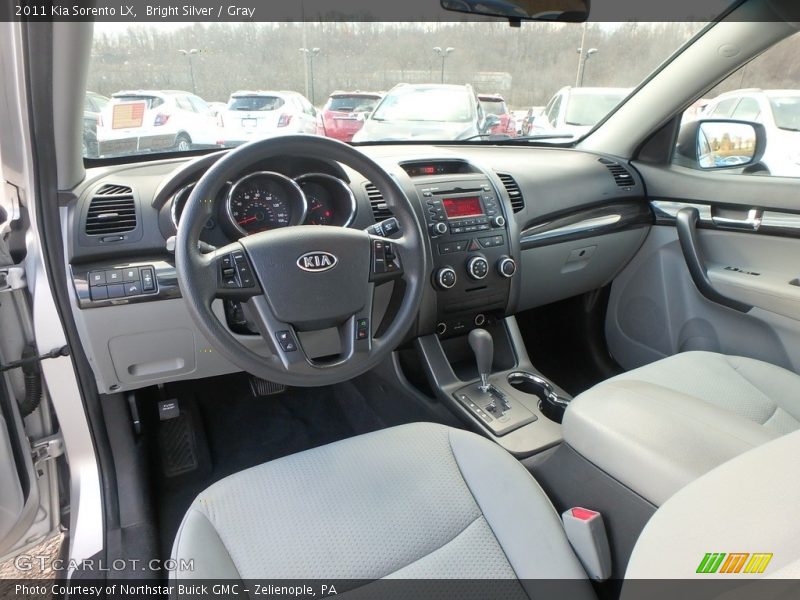 Bright Silver / Gray 2011 Kia Sorento LX