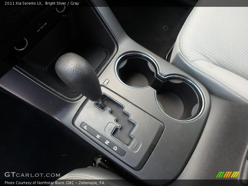 Bright Silver / Gray 2011 Kia Sorento LX