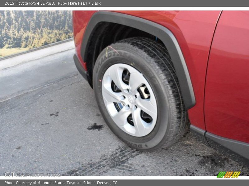  2019 RAV4 LE AWD Wheel