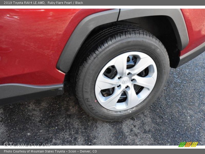  2019 RAV4 LE AWD Wheel