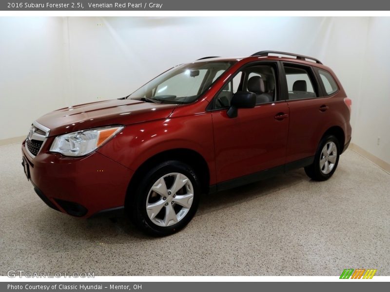 Venetian Red Pearl / Gray 2016 Subaru Forester 2.5i