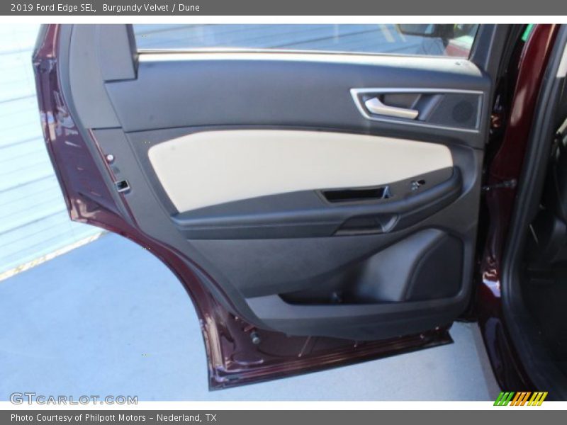 Burgundy Velvet / Dune 2019 Ford Edge SEL