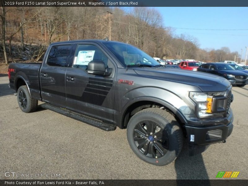 Front 3/4 View of 2019 F150 Lariat Sport SuperCrew 4x4