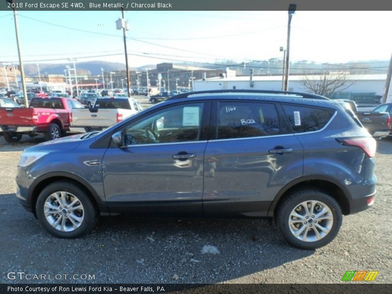 Blue Metallic / Charcoal Black 2018 Ford Escape SE 4WD