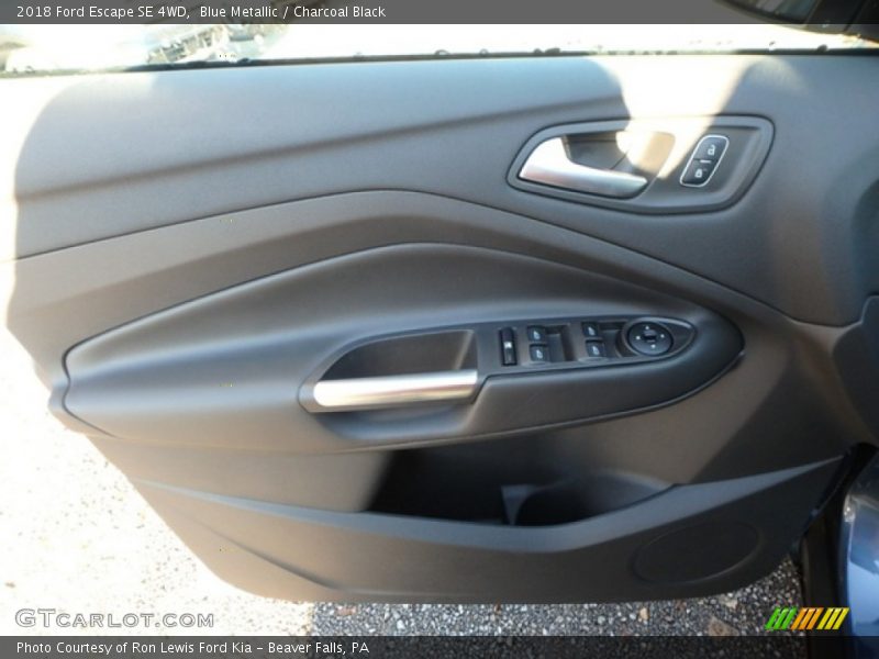Blue Metallic / Charcoal Black 2018 Ford Escape SE 4WD