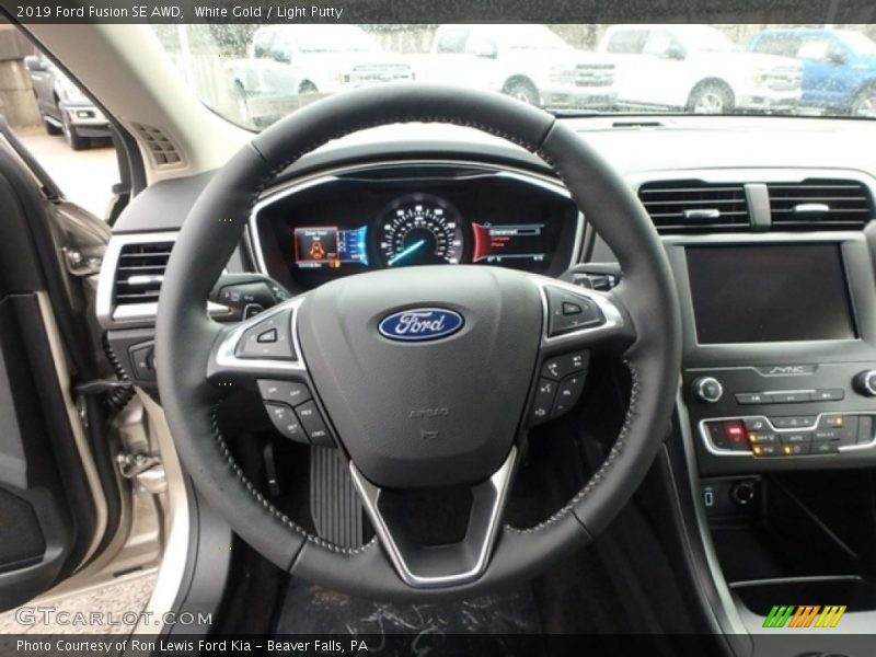 White Gold / Light Putty 2019 Ford Fusion SE AWD