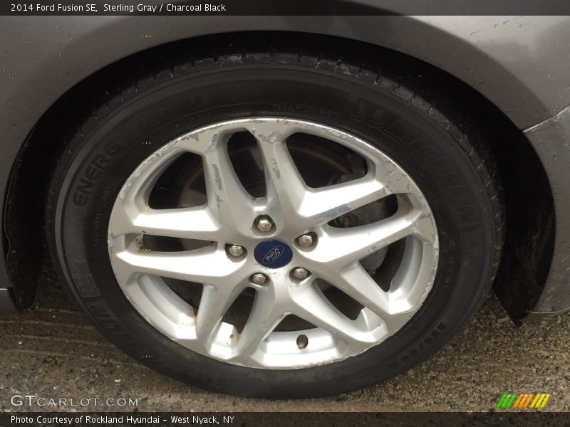 Sterling Gray / Charcoal Black 2014 Ford Fusion SE
