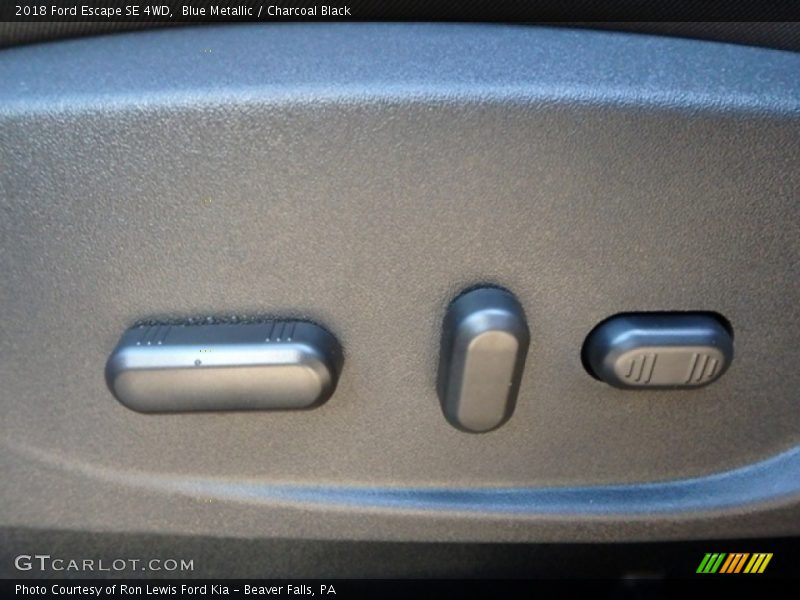 Blue Metallic / Charcoal Black 2018 Ford Escape SE 4WD