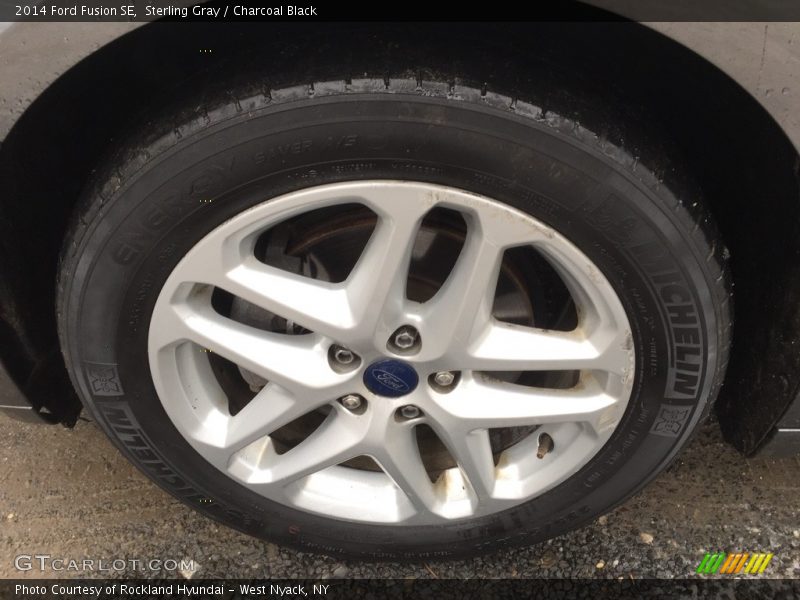 Sterling Gray / Charcoal Black 2014 Ford Fusion SE