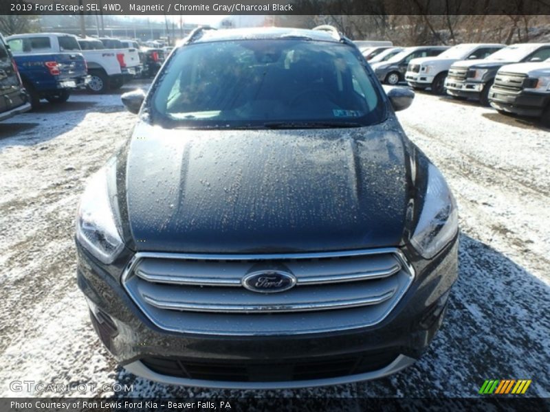 Magnetic / Chromite Gray/Charcoal Black 2019 Ford Escape SEL 4WD