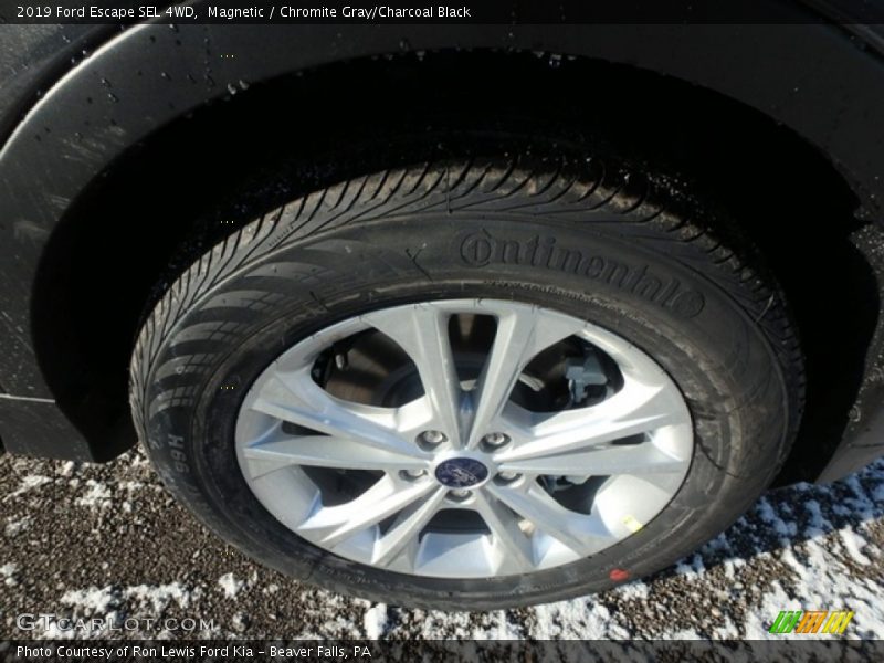 Magnetic / Chromite Gray/Charcoal Black 2019 Ford Escape SEL 4WD