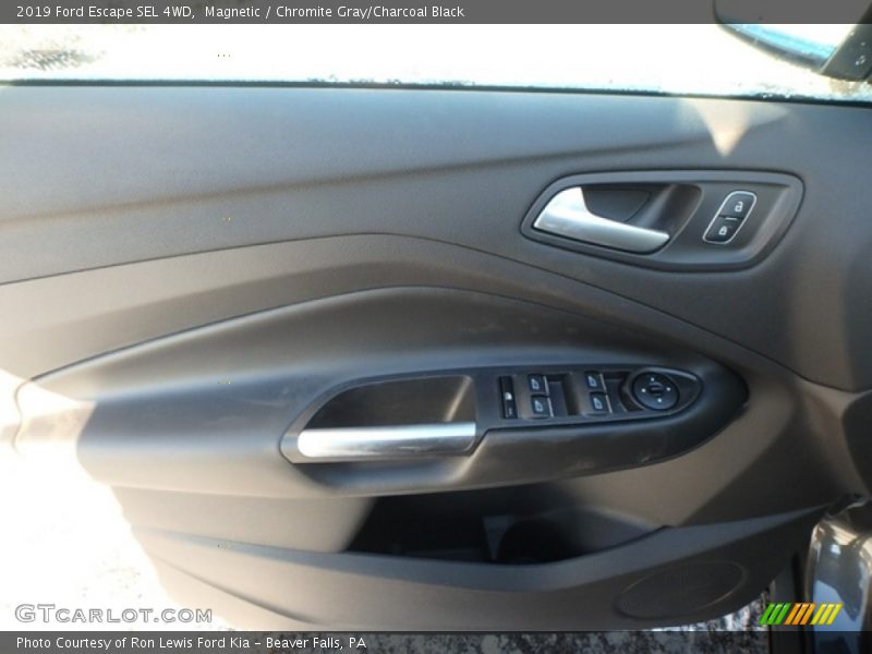Magnetic / Chromite Gray/Charcoal Black 2019 Ford Escape SEL 4WD