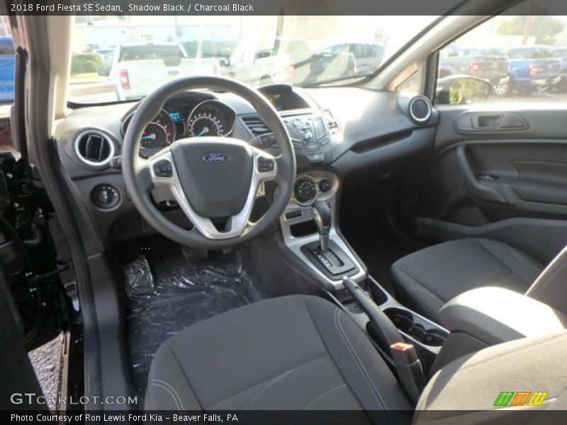 Shadow Black / Charcoal Black 2018 Ford Fiesta SE Sedan
