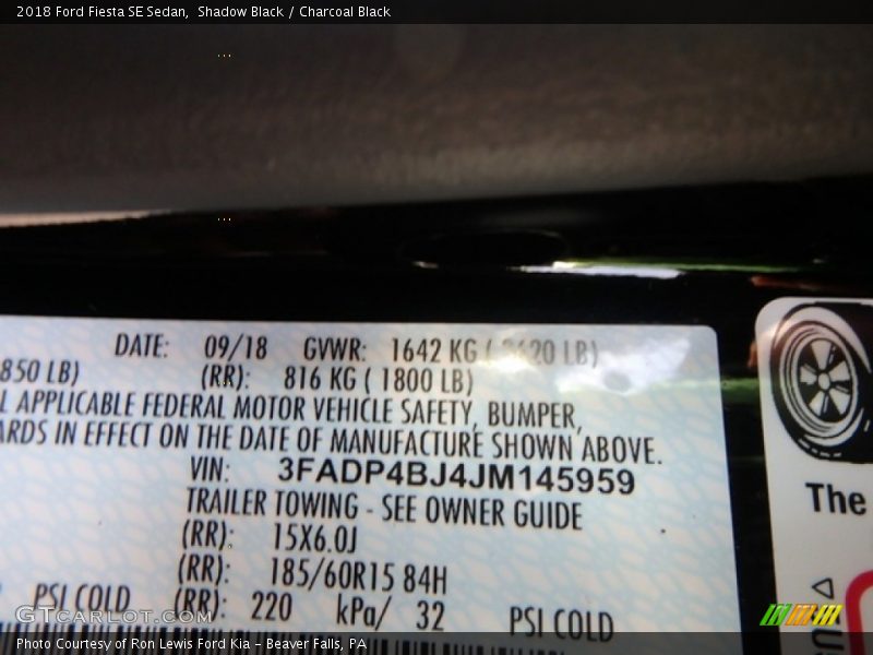 Shadow Black / Charcoal Black 2018 Ford Fiesta SE Sedan