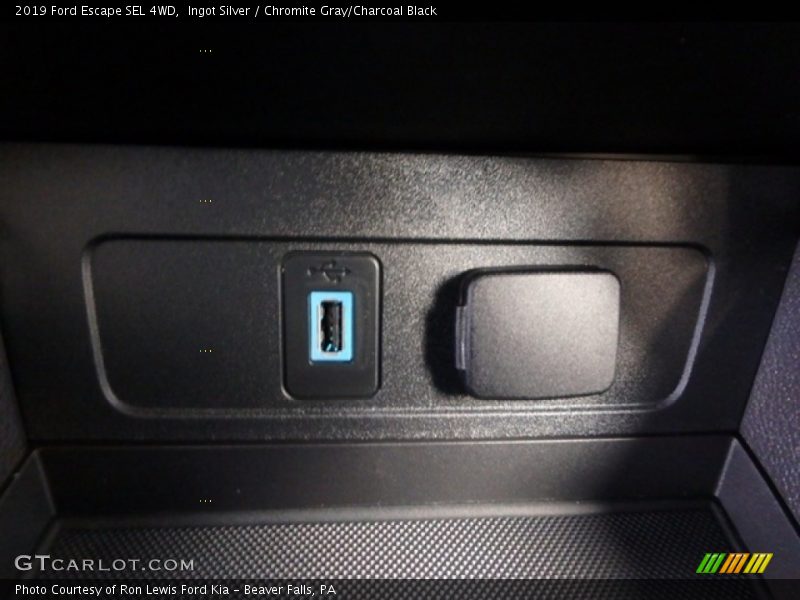 Ingot Silver / Chromite Gray/Charcoal Black 2019 Ford Escape SEL 4WD