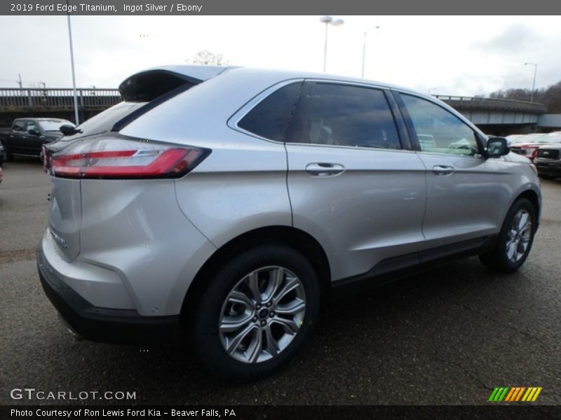 Ingot Silver / Ebony 2019 Ford Edge Titanium