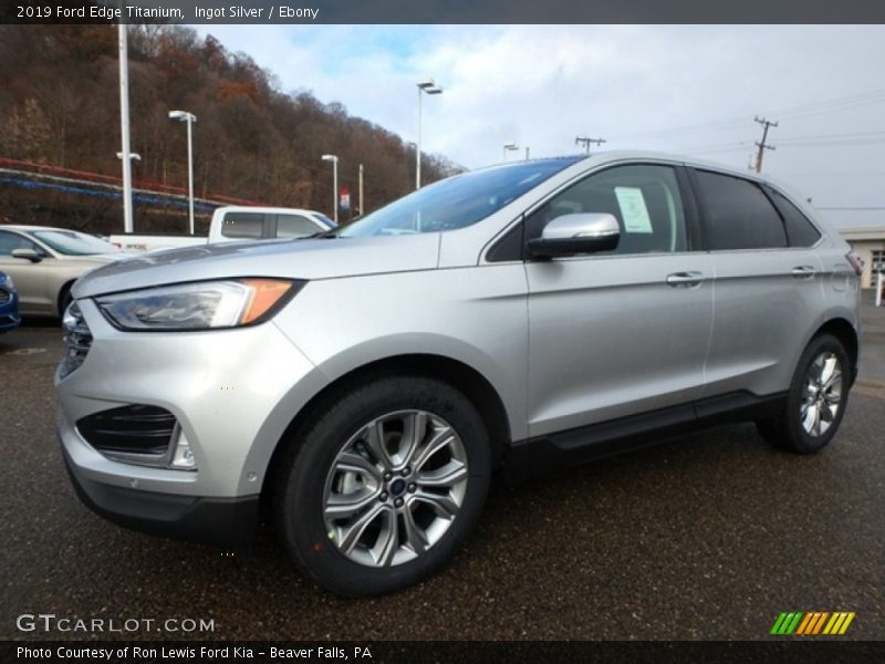 Ingot Silver / Ebony 2019 Ford Edge Titanium