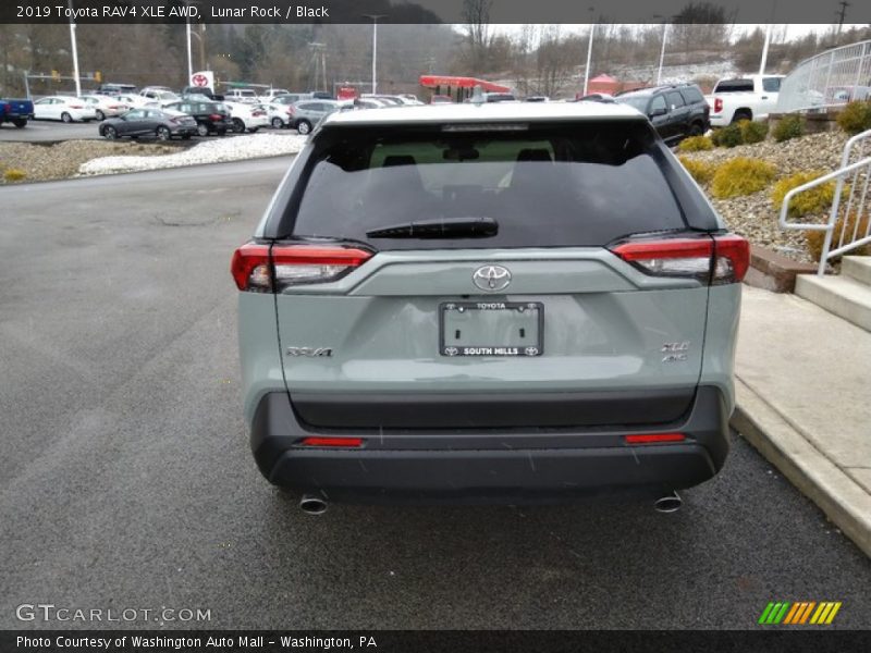 Lunar Rock / Black 2019 Toyota RAV4 XLE AWD