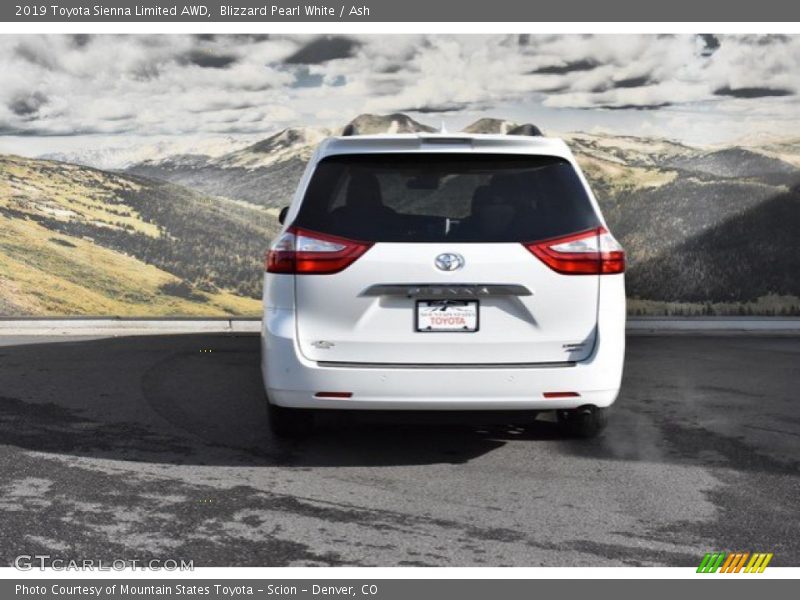 Blizzard Pearl White / Ash 2019 Toyota Sienna Limited AWD