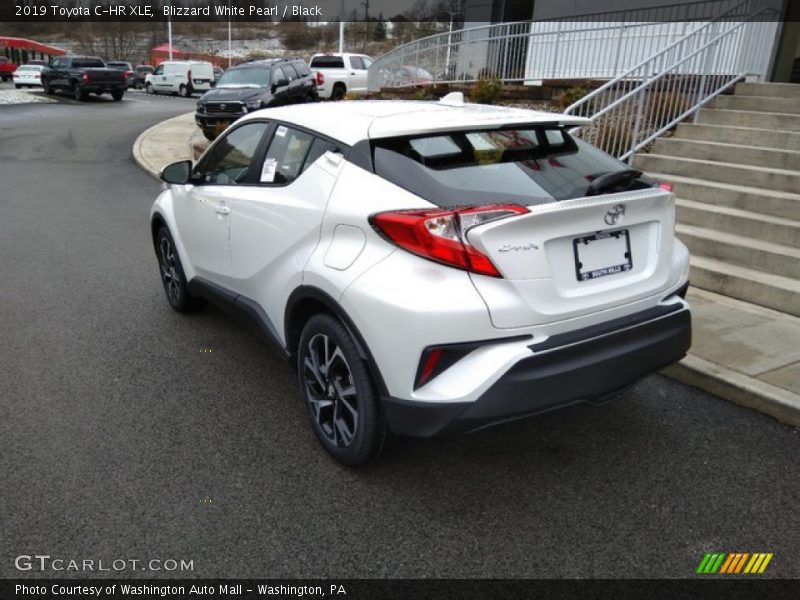 Blizzard White Pearl / Black 2019 Toyota C-HR XLE