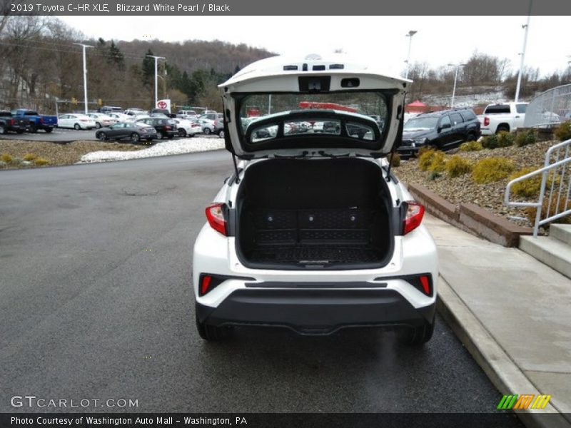 Blizzard White Pearl / Black 2019 Toyota C-HR XLE