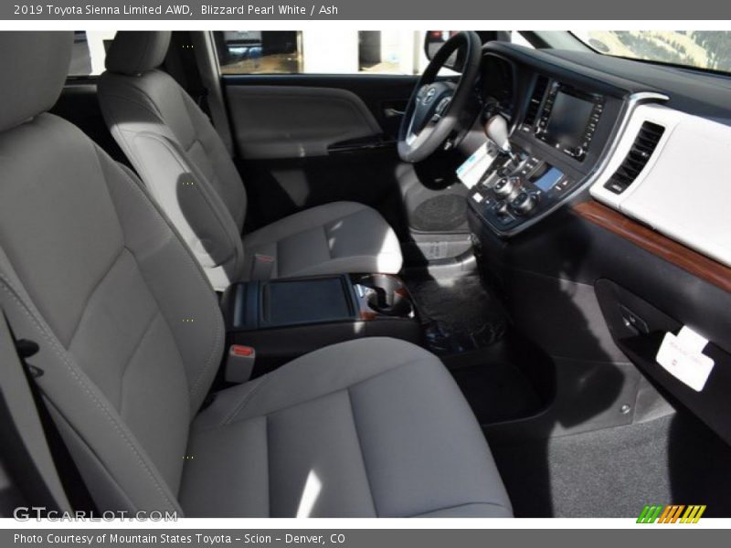 Blizzard Pearl White / Ash 2019 Toyota Sienna Limited AWD