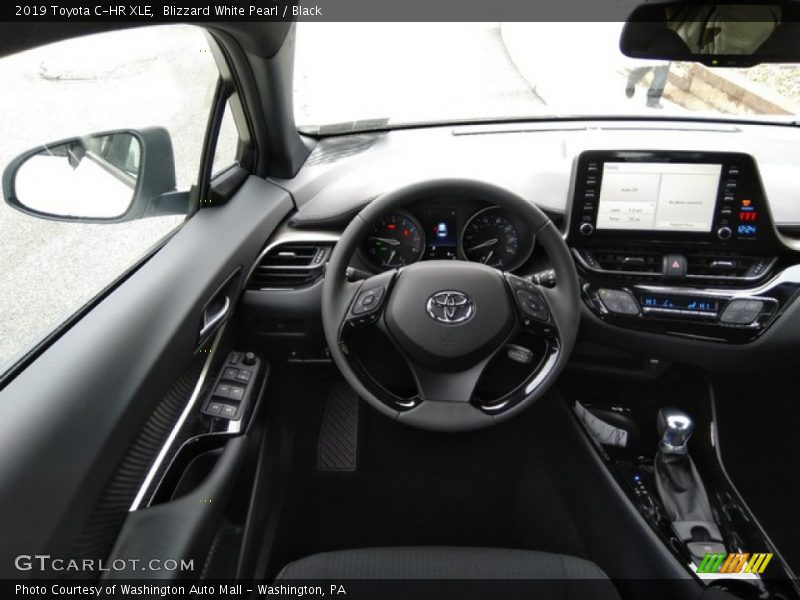 Blizzard White Pearl / Black 2019 Toyota C-HR XLE