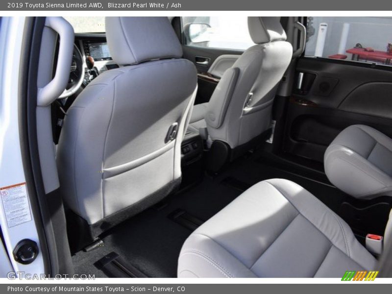 Blizzard Pearl White / Ash 2019 Toyota Sienna Limited AWD