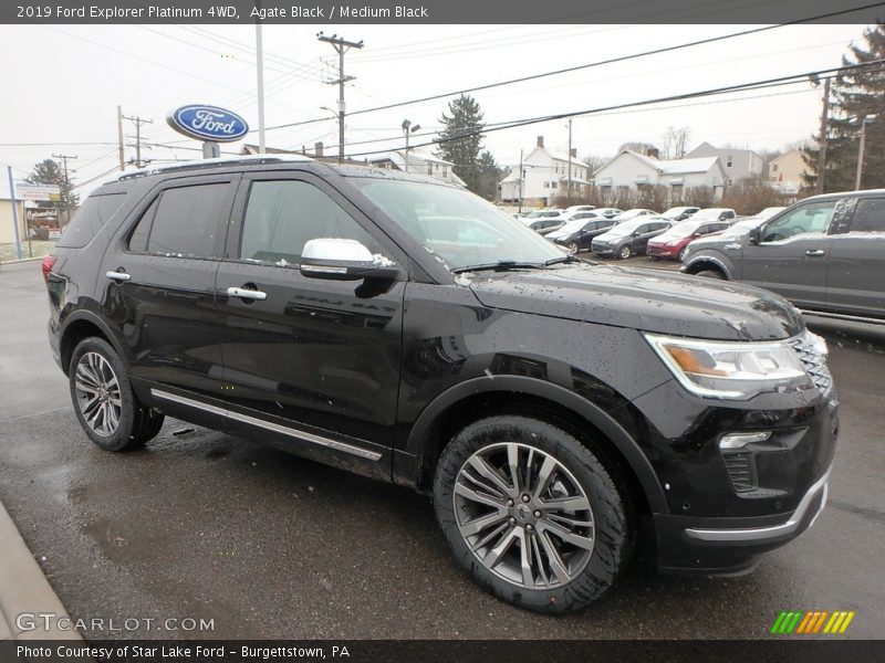 Front 3/4 View of 2019 Explorer Platinum 4WD