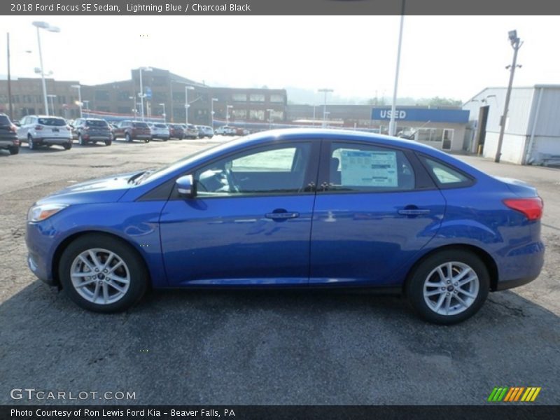 Lightning Blue / Charcoal Black 2018 Ford Focus SE Sedan