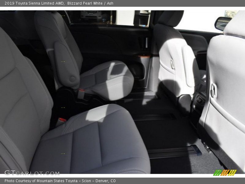 Blizzard Pearl White / Ash 2019 Toyota Sienna Limited AWD