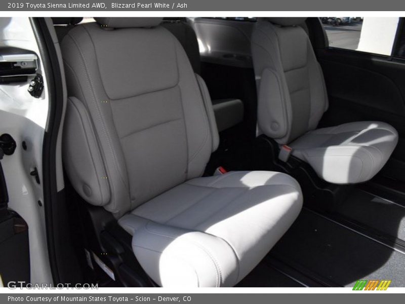 Blizzard Pearl White / Ash 2019 Toyota Sienna Limited AWD