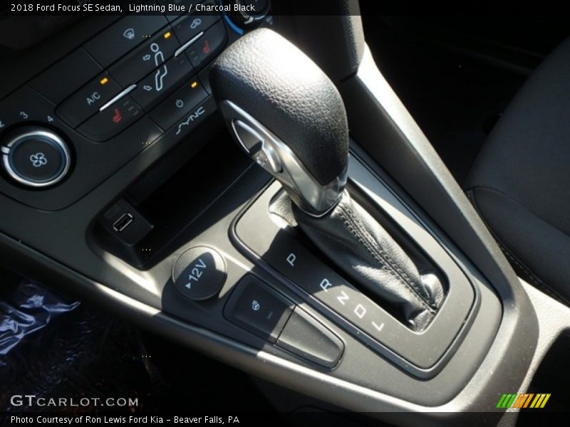 Lightning Blue / Charcoal Black 2018 Ford Focus SE Sedan