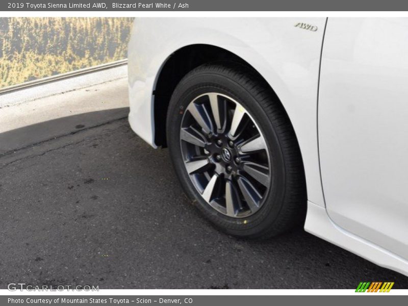 Blizzard Pearl White / Ash 2019 Toyota Sienna Limited AWD