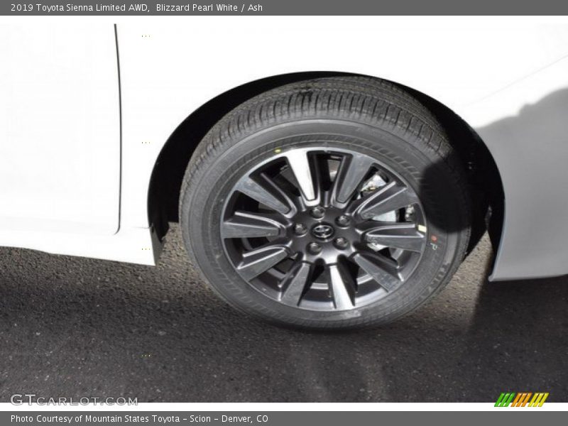 Blizzard Pearl White / Ash 2019 Toyota Sienna Limited AWD