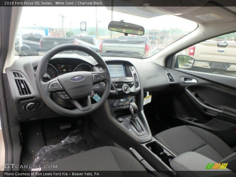 White Gold / Charcoal Black 2018 Ford Focus SEL Sedan
