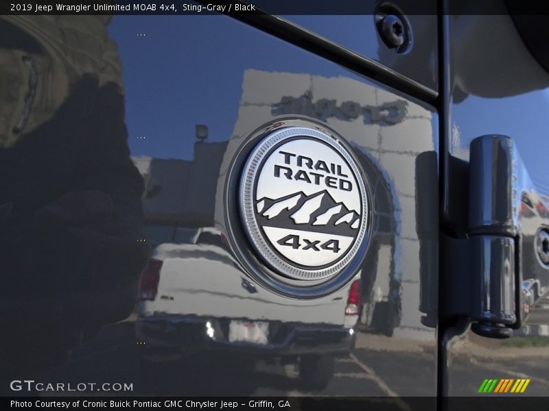 Sting-Gray / Black 2019 Jeep Wrangler Unlimited MOAB 4x4
