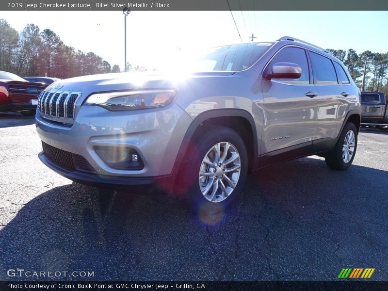 Billet Silver Metallic / Black 2019 Jeep Cherokee Latitude