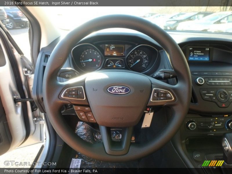 Ingot Silver / Charcoal Black 2018 Ford Focus SE Hatch