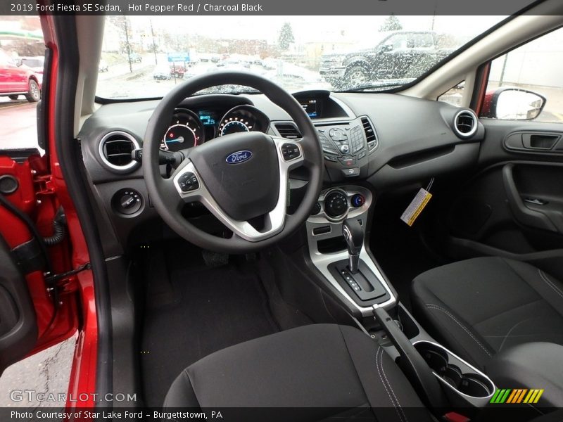  2019 Fiesta SE Sedan Charcoal Black Interior