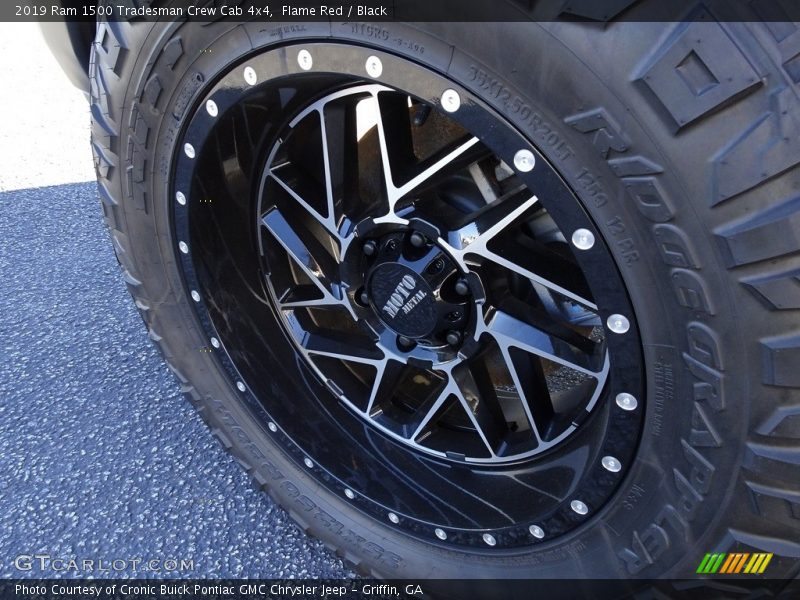 Flame Red / Black 2019 Ram 1500 Tradesman Crew Cab 4x4