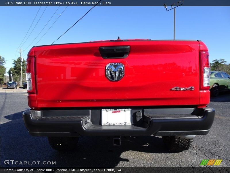 Flame Red / Black 2019 Ram 1500 Tradesman Crew Cab 4x4