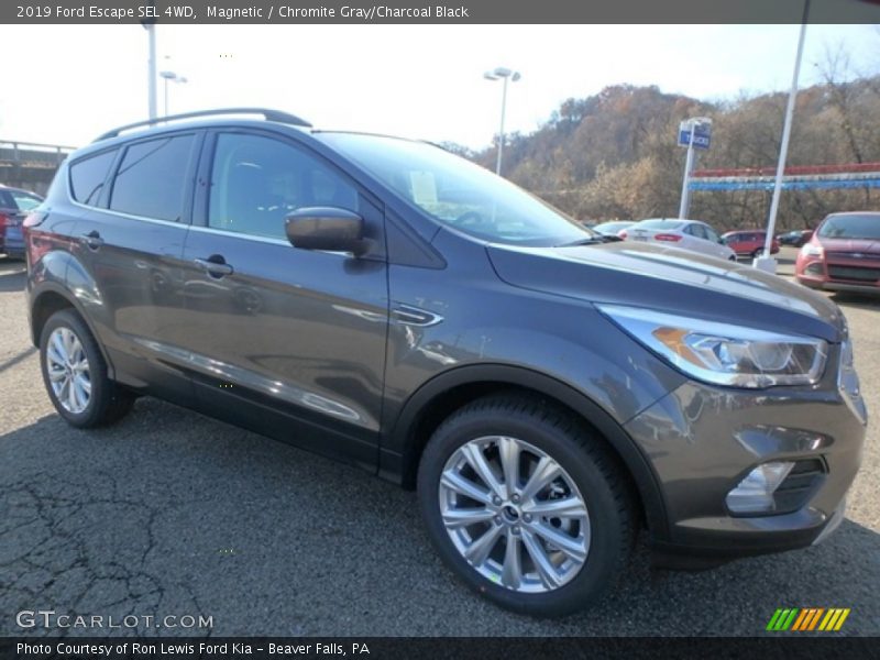 Magnetic / Chromite Gray/Charcoal Black 2019 Ford Escape SEL 4WD